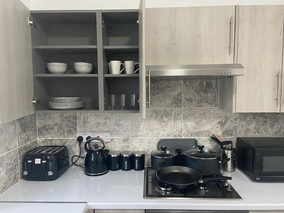2 Bedroom Flat In ロンドン エクステリア 写真