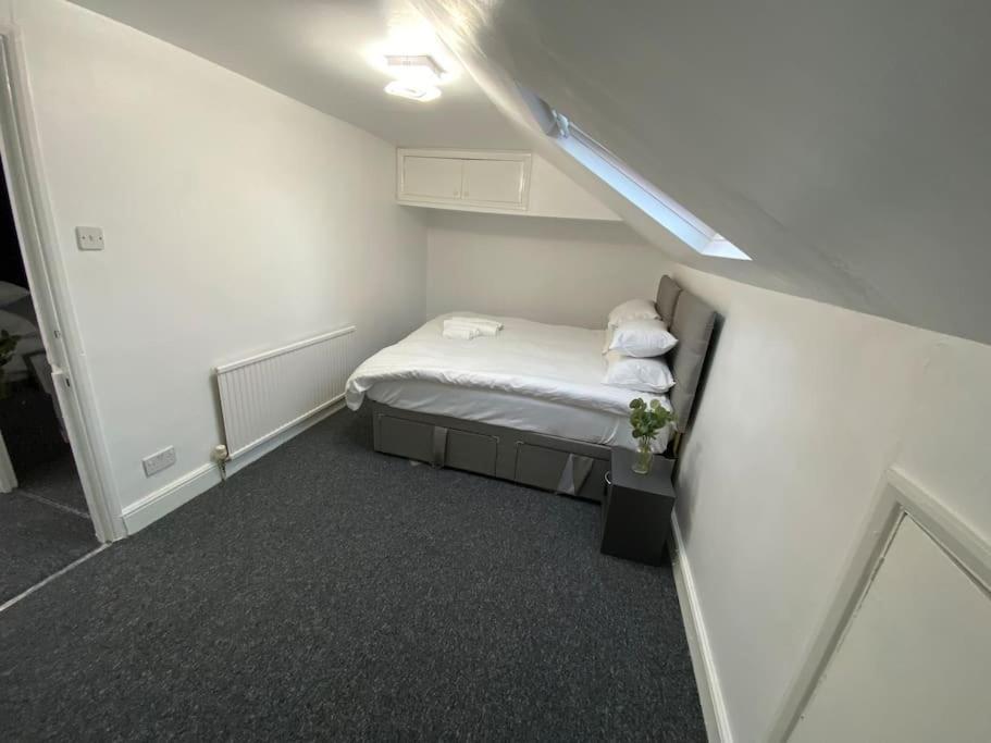 2 Bedroom Flat In ロンドン エクステリア 写真