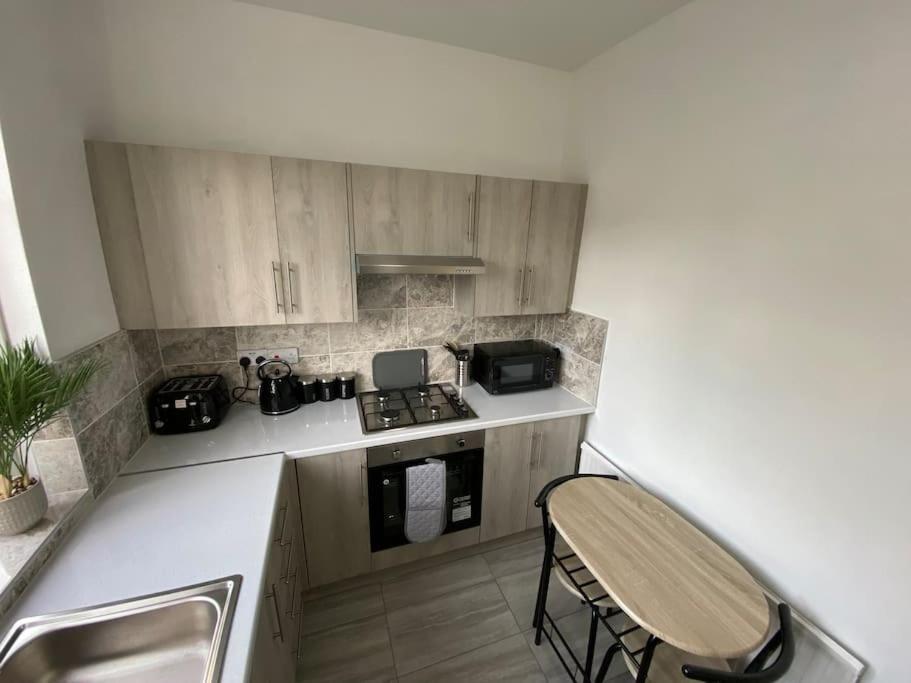 2 Bedroom Flat In ロンドン エクステリア 写真